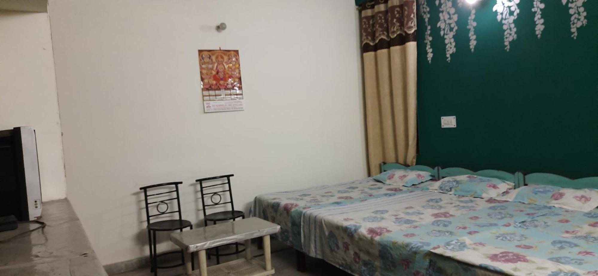 Balaji Guest House - Home Stay Greater Noida Exterior photo