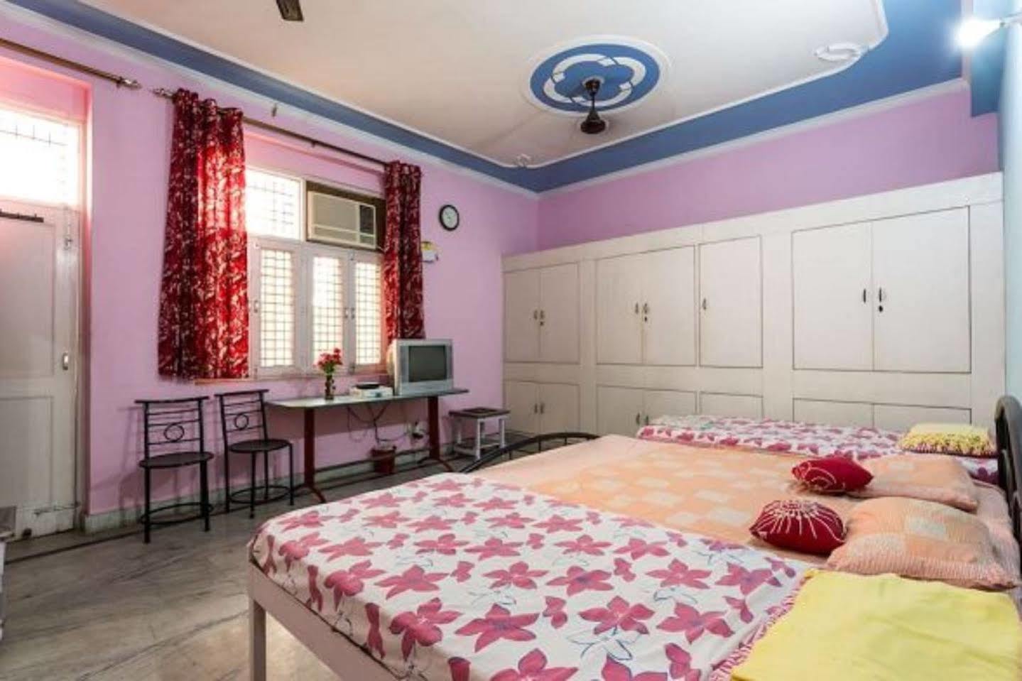 Balaji Guest House - Home Stay Greater Noida Exterior photo